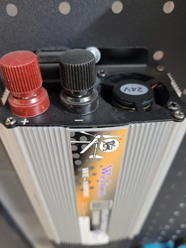 اینورتر خورشیدی 1000w 24v به 220v مدل ویلیون