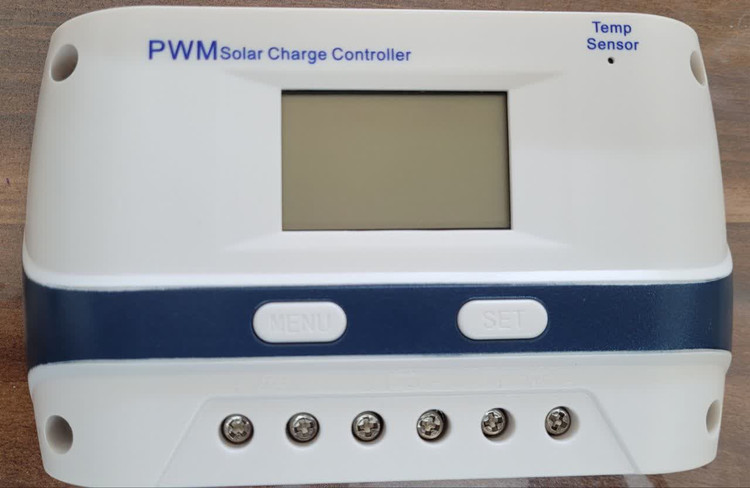 کنترل کننده شارژ خورشیدی 30 آمپر PWM برند AOITS