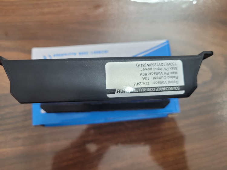 شارژ کنترلر خورشیدی PWM 10 آمپر 12/24 ولت دو خروجی USB
