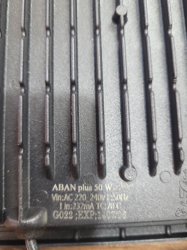 پروژکتور LED شاهچراغ مدل ABAN Plus توان 50 وات IP66